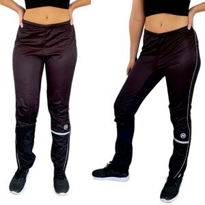 Novara women’s black water resistant zip ankle cycling pants size XS